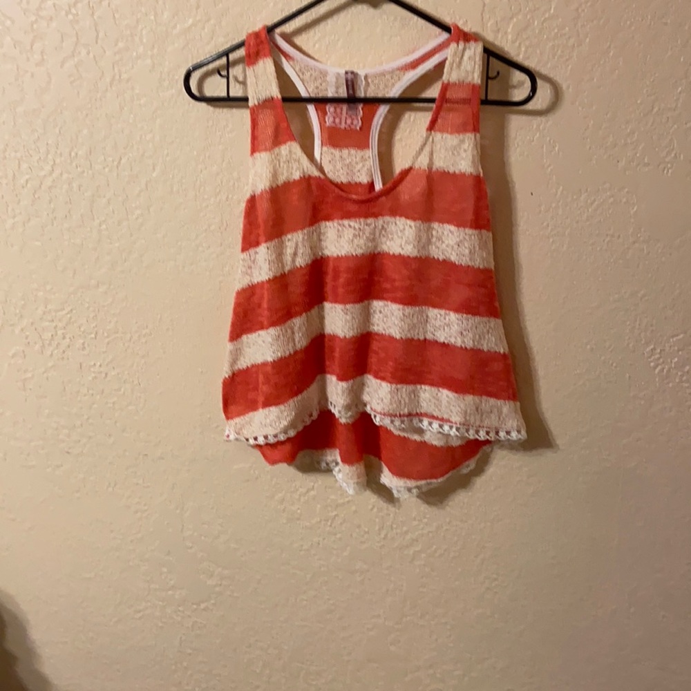 Woman’s crop top